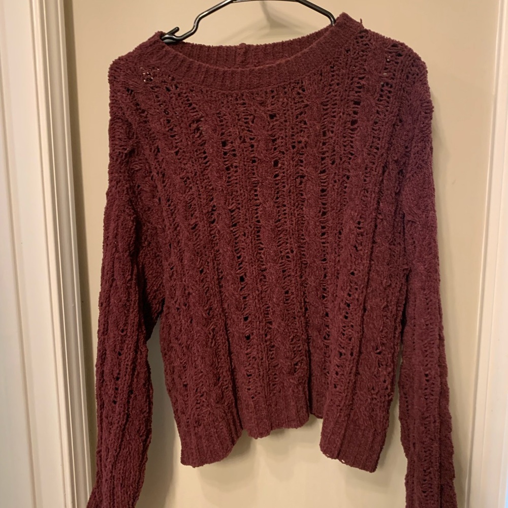 American Eagle Maroon Sweater